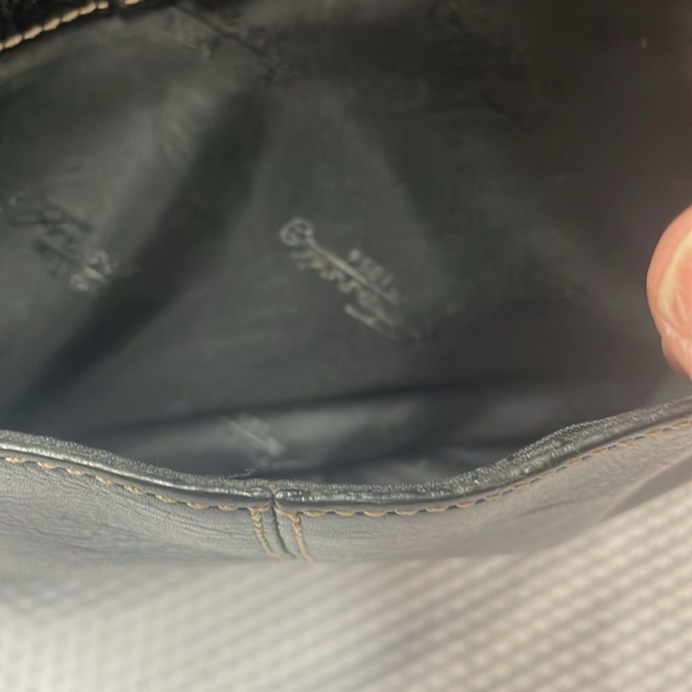Fossil Black Leather Shoulder Bag - Picture 5 of 14